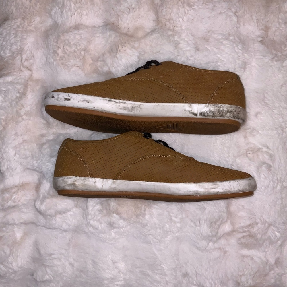 Men Shoes. - Picture 3 of 5